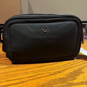 Lululemon Black Crossbody Camera Bag